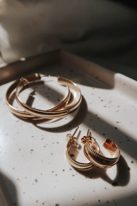 Tessa Hoops Large-Gold
